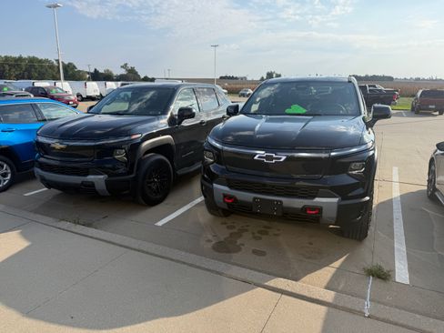 Used 2026 Chevrolet Silverado EV Trail Boss image 6