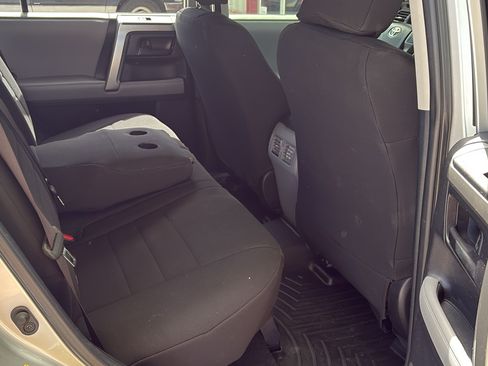 Used 2012 Toyota 4Runner SR5 AWD/4WD image 11