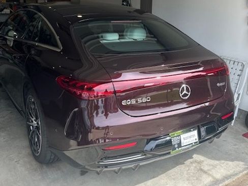 Used 2023 Mercedes-Benz EQS 580 EQS 580 4MATIC Sedan 4D image 4