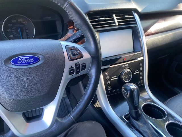 Used 2013 Ford Edge Limited AWD/4WD image 1