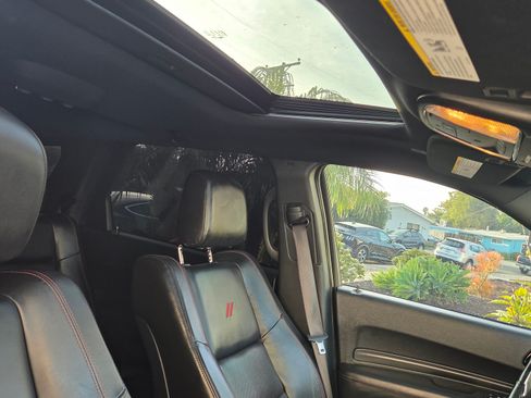 Used 2021 Dodge Durango R/T w/ Blacktop Package image 2