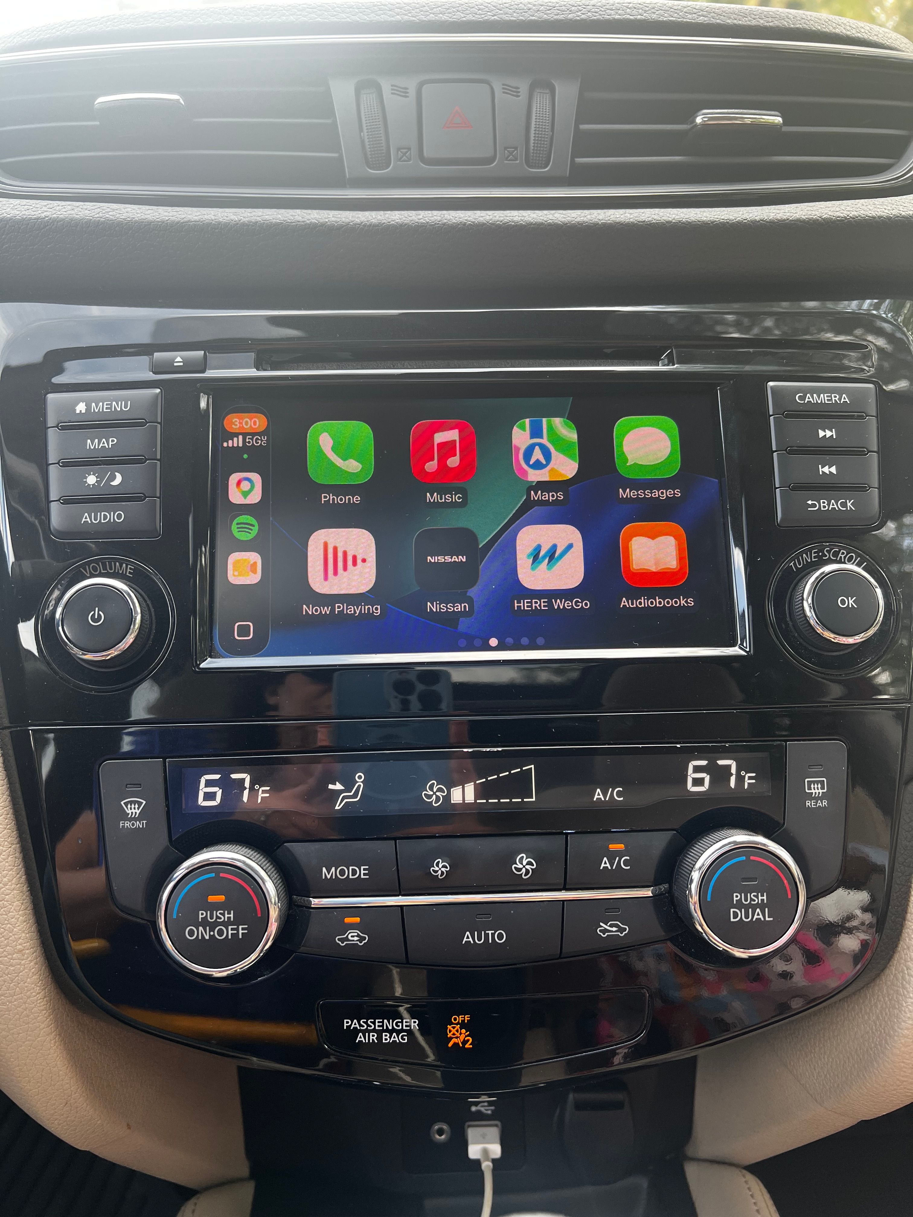 Used 2019 Nissan Rogue SL w/ Premium Package AWD/4WD image 11