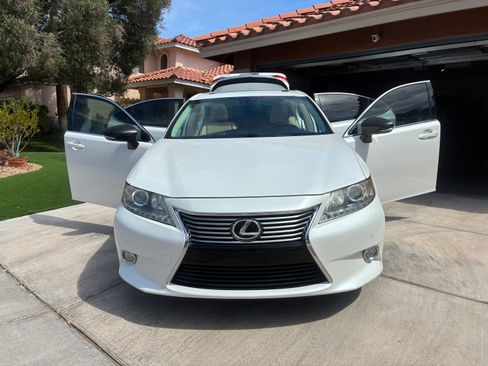 Used 2014 Lexus ES 350 w/ Premium Package image 11