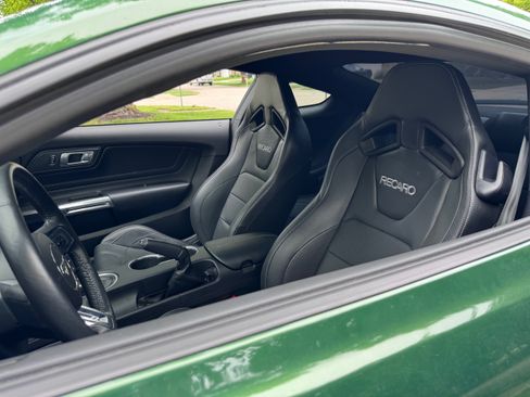 Used 2022 Ford Mustang GT Premium w/ GT Performance Package RWD image 2