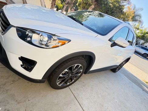 Used 2016 MAZDA CX-5 Grand Touring image 2
