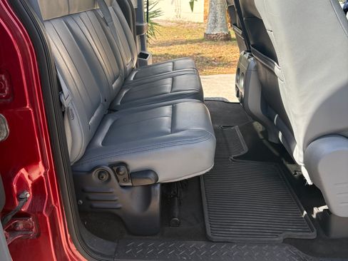 Used 2013 Ford F150 Lariat w/ Lariat Chrome Pkg image 13