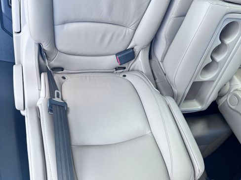Used 2018 Honda Odyssey EX-L image 31