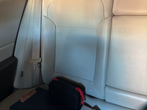 Used 2015 Chevrolet Malibu LT w/ Power Convenience Package FWD image 10