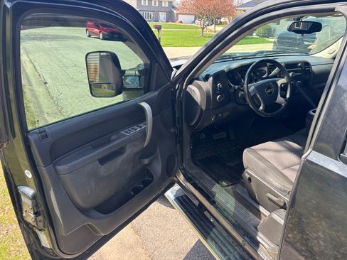 Used 2010 Chevrolet Silverado 1500 LT image 6