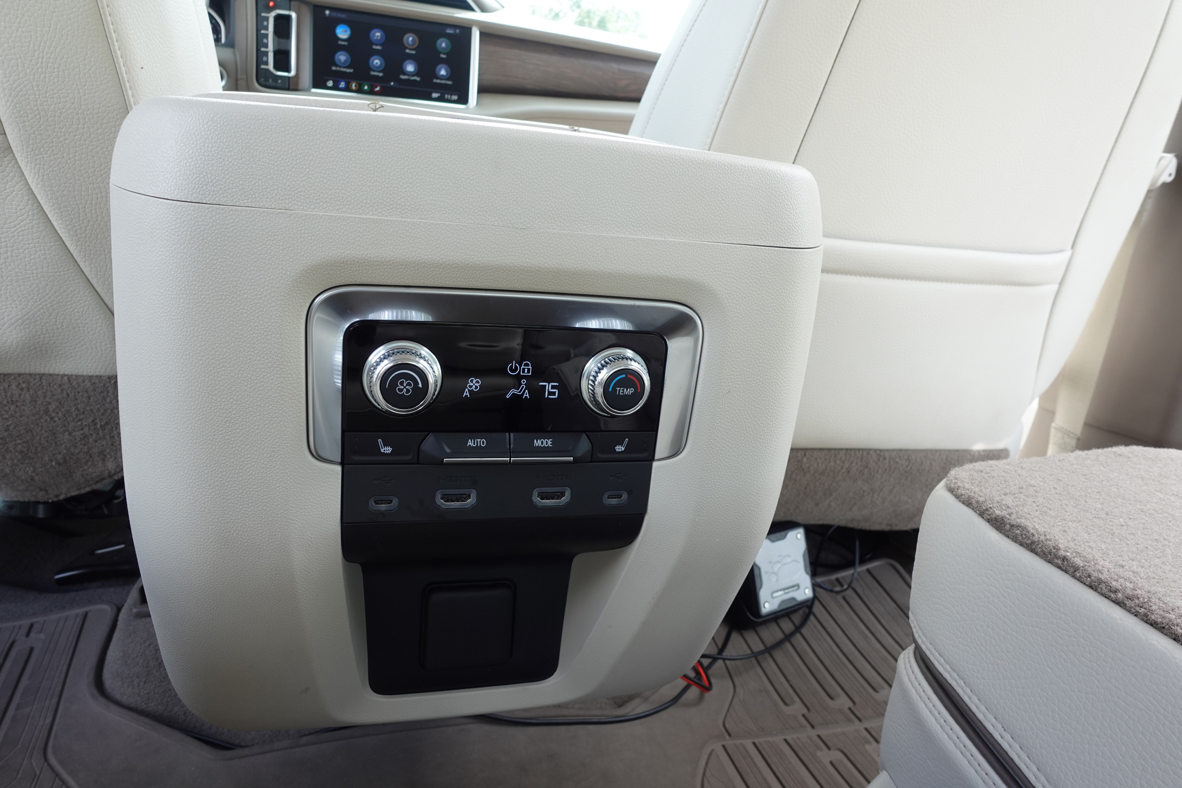 Used 2021 GMC Yukon Denali w/ Denali Ultimate Package AWD/4WD image 20