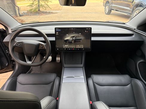 Used 2025 Tesla Model 3 Performance image 4