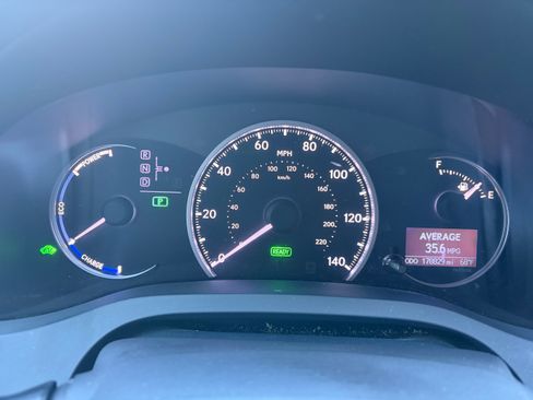 Used 2013 Lexus CT 200h image 14