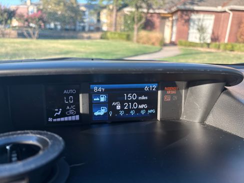 Used 2014 Subaru Forester 2.5i Limited w/ Popular Package #2 AWD/4WD image 17