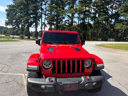 Used 2021 Jeep Gladiator Rubicon AWD/4WD image 4