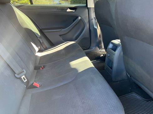 Used 2016 Volkswagen Jetta S image 15