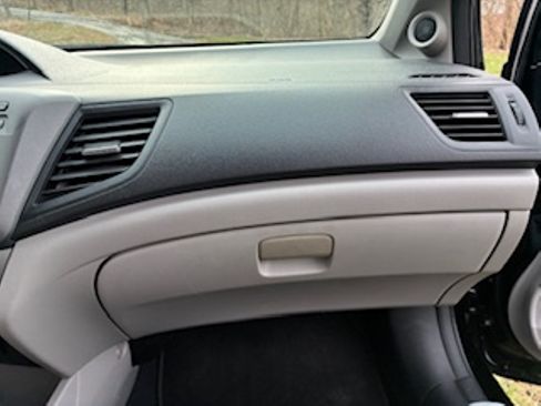 Used 2012 Honda Civic LX image 9