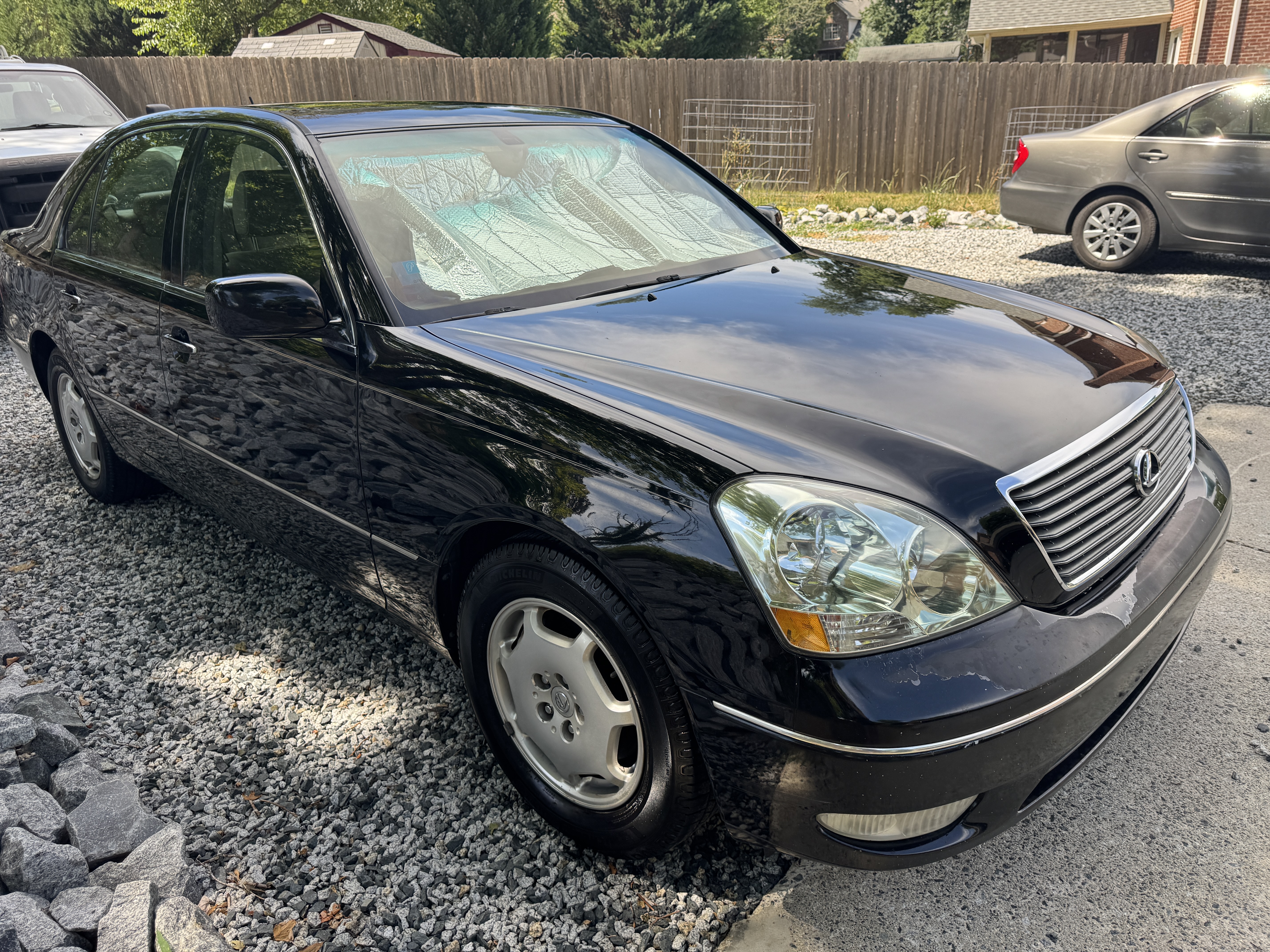 Used 2002 Lexus LS 430 RWD image 5