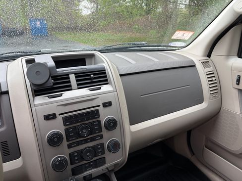 Used 2012 Ford Escape XLT FWD image 14