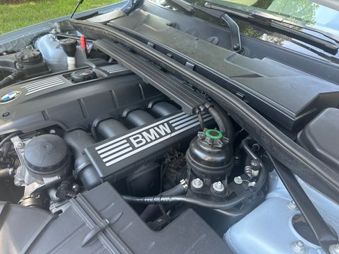 Used 2011 BMW 128i Convertible RWD image 8