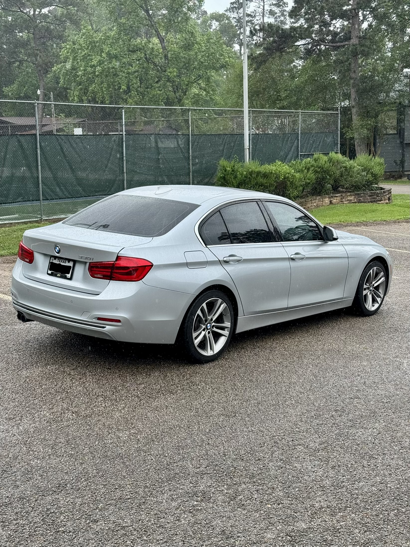 Used 2017 BMW 330i Sedan RWD image 6