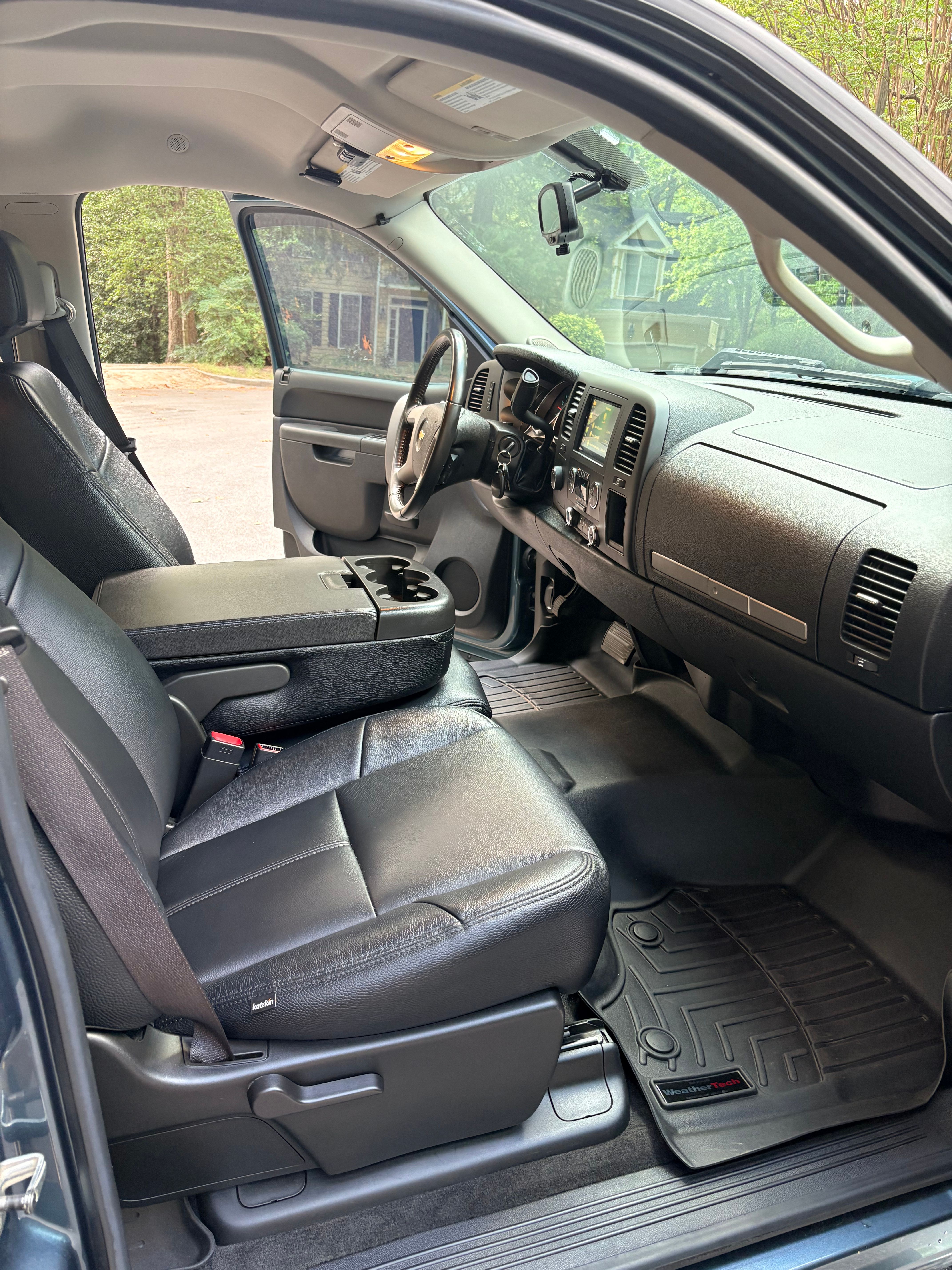 Used 2010 Chevrolet Silverado 1500 LT w/ Power Pack Plus AWD/4WD image 26