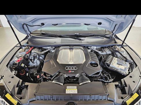 Used 2022 Audi RS 7 Sportback AWD/4WD image 19