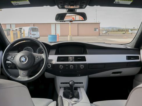 Used 2007 BMW M5 image 11