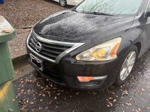 Used 2013 Nissan Altima 2.5 SV image 5