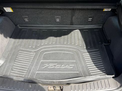 Used 2016 Ford Focus ST FWD image 24