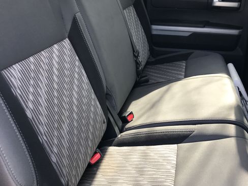 Used 2018 Toyota Tundra SR5 RWD image 24
