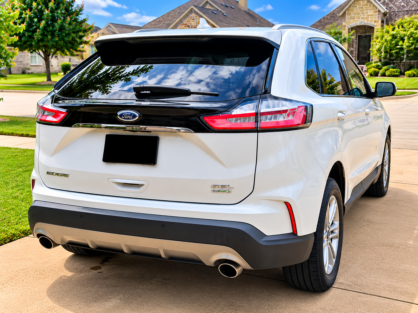 Used 2019 Ford Edge SEL w/ Equipment Group 201A FWD image 4