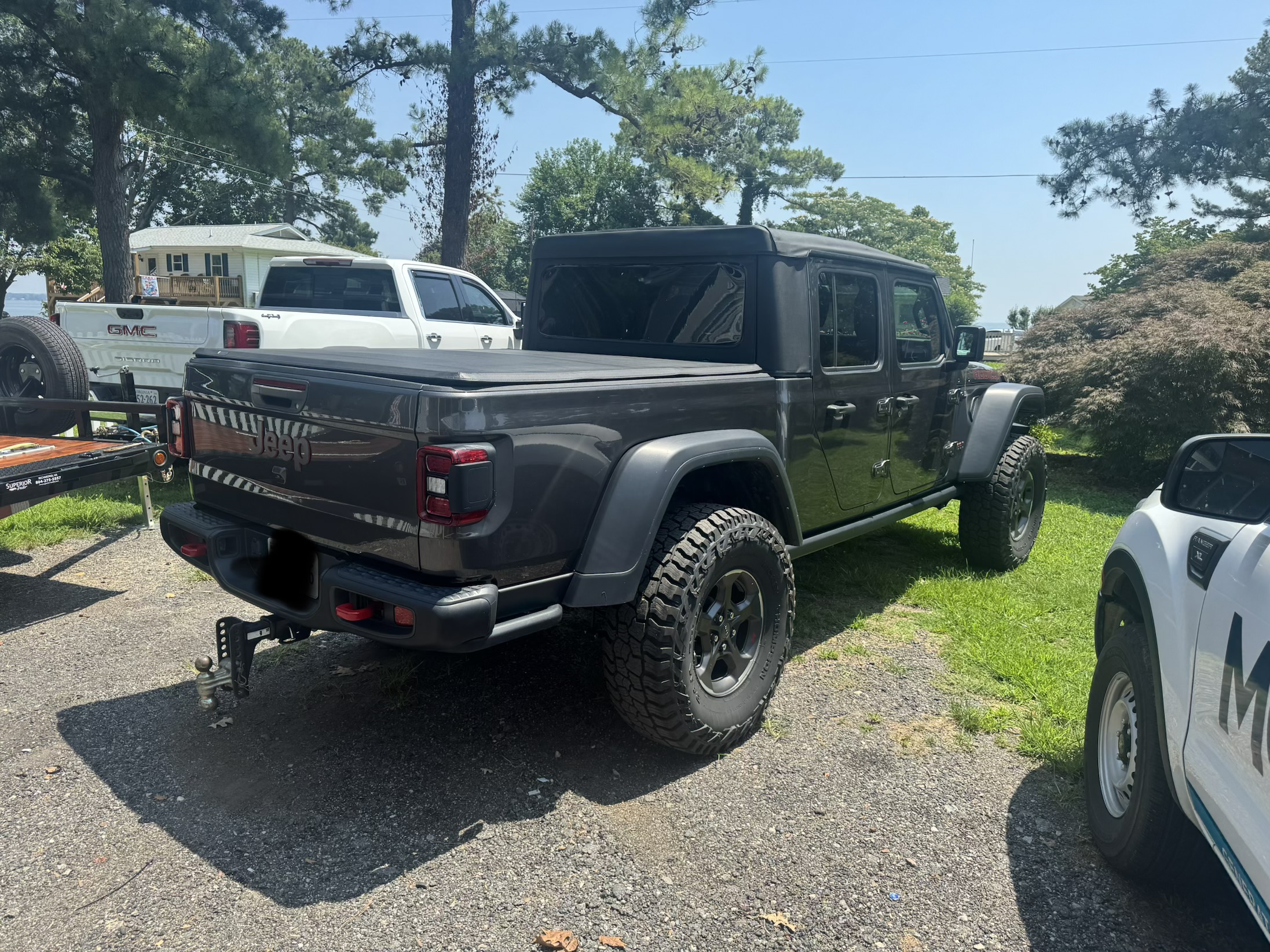 Used 2023 Jeep Gladiator Rubicon w/ LED Lighting Group AWD/4WD image 5