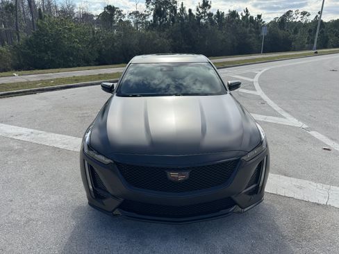 Used 2020 Cadillac CT5 Sport image 2