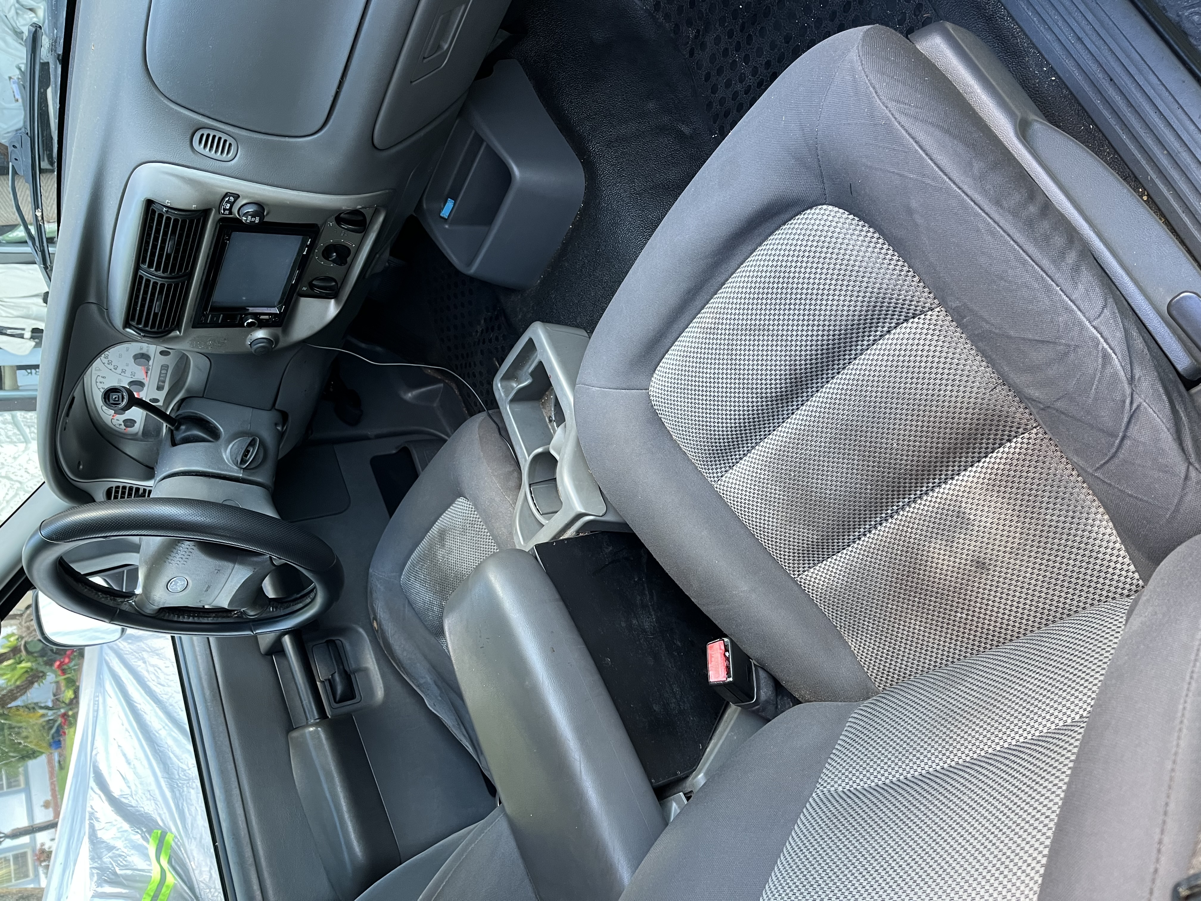 Used 2005 Ford Explorer Sport Trac XLT RWD image 5