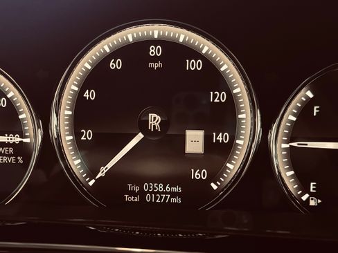 Used 2022 Rolls-Royce Phantom Sedan w/ The Phantom Package image 24