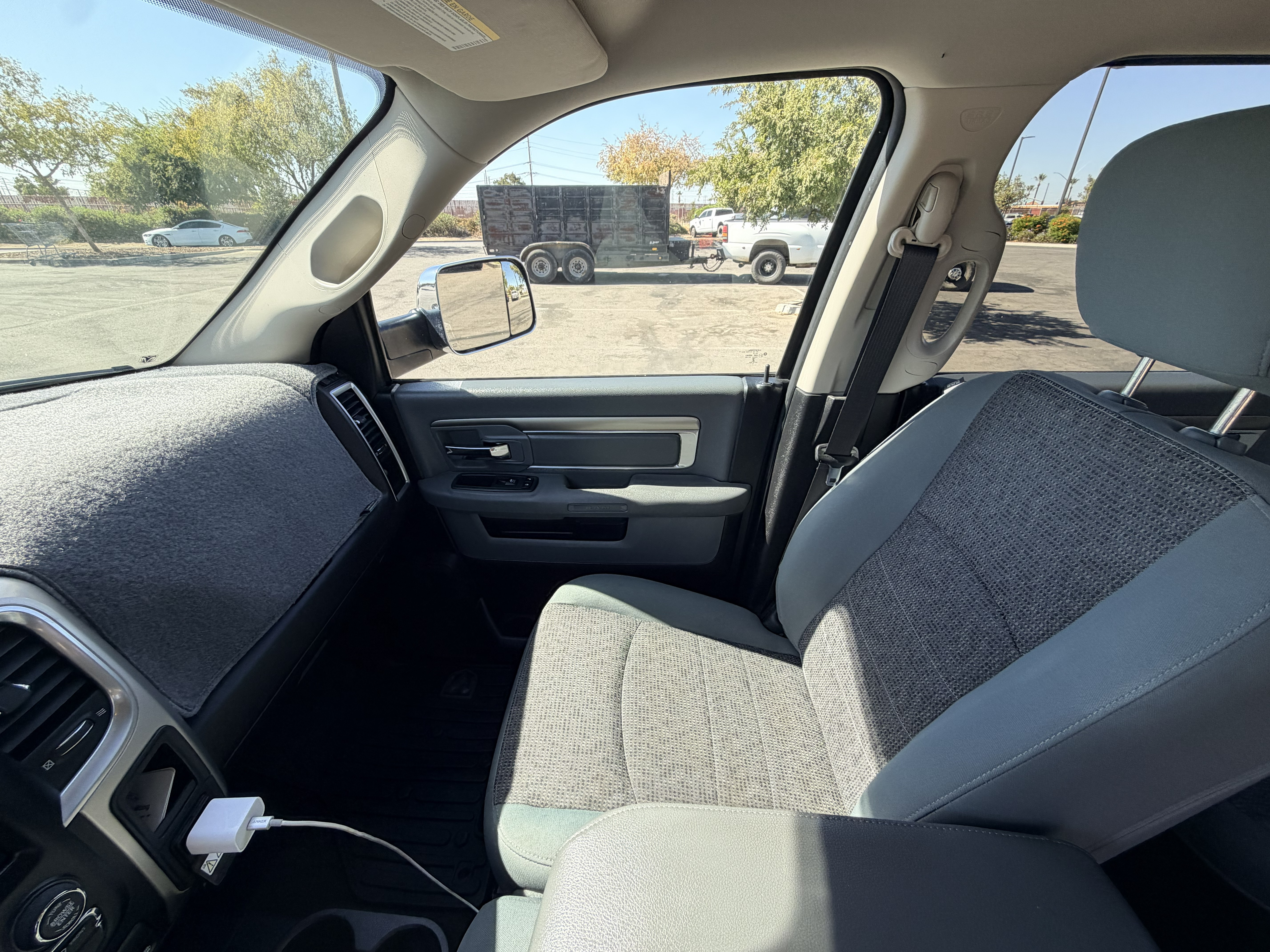Used 2018 RAM 2500 Big Horn w/ Harvest Edition AWD/4WD image 17