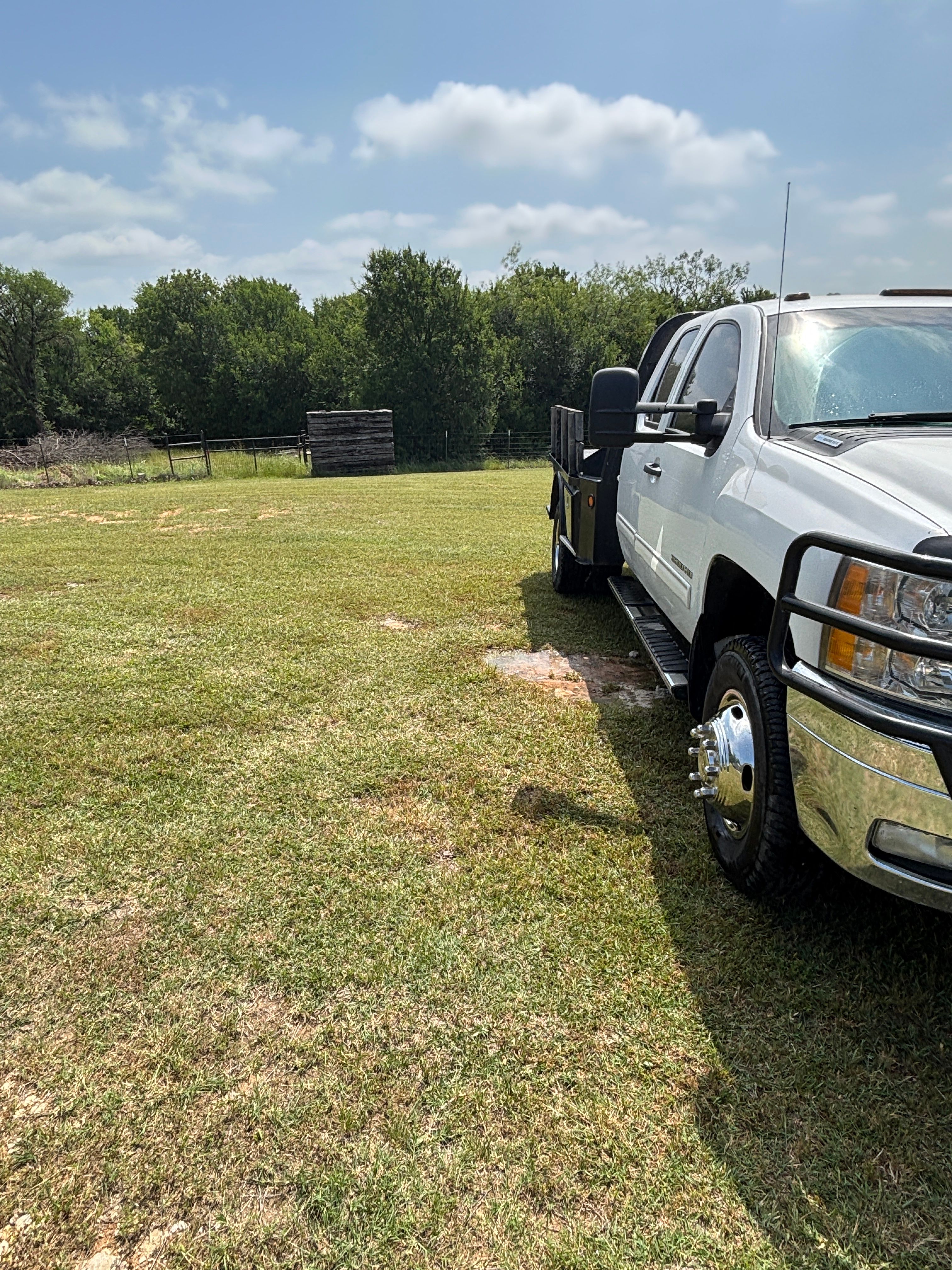 Used 2011 Chevrolet Silverado 3500 LT w/ Interior Plus Package AWD/4WD image 12