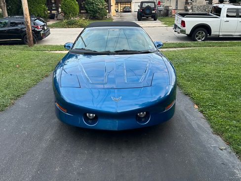 Used 1996 Pontiac Firebird Formula image 2
