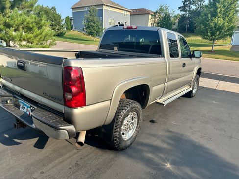 Used 2003 Chevrolet Silverado 2500 LS RWD image 9