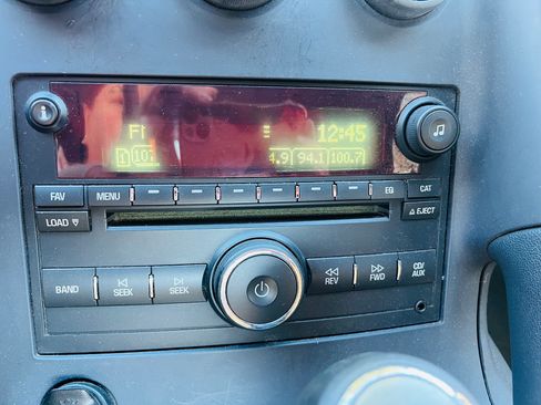 Used 2007 Pontiac Solstice Convertible w/ Premium Package image 14