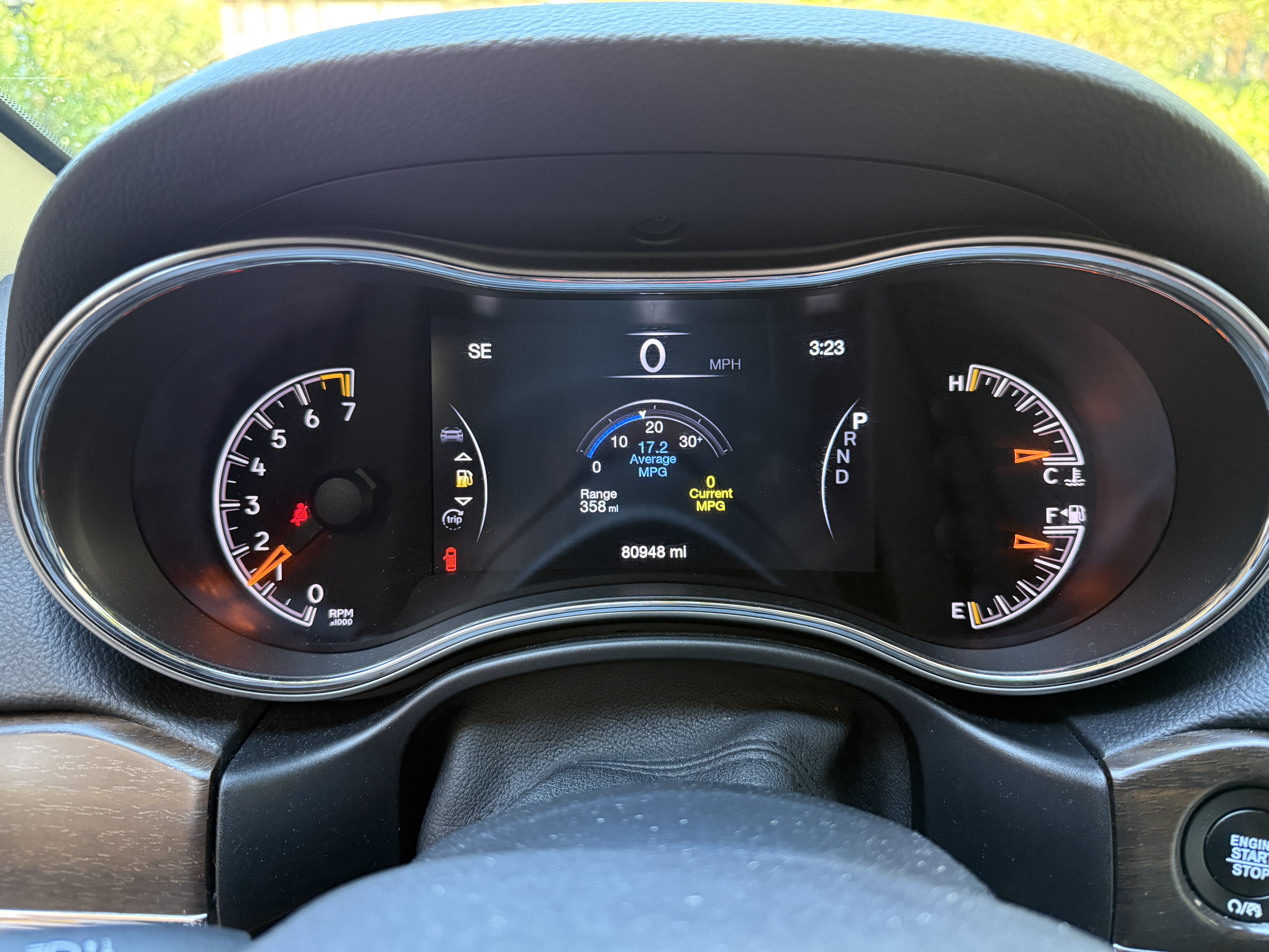 Used 2018 Jeep Grand Cherokee Limited AWD/4WD image 12