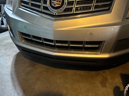 Used 2013 Cadillac SRX Luxury image 5