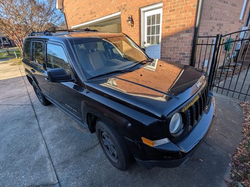 Used 2015 Jeep Patriot Sport w/ Power Value Group image 1