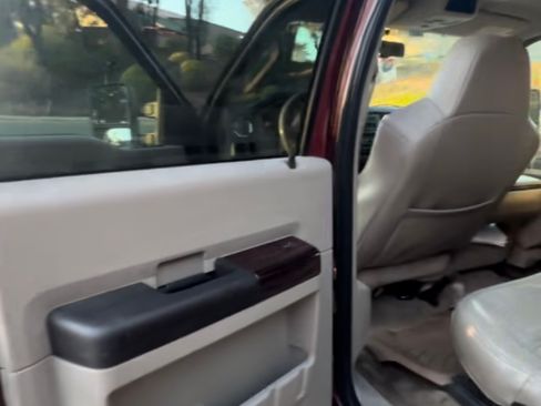 Used 2008 Ford F350 Lariat image 4