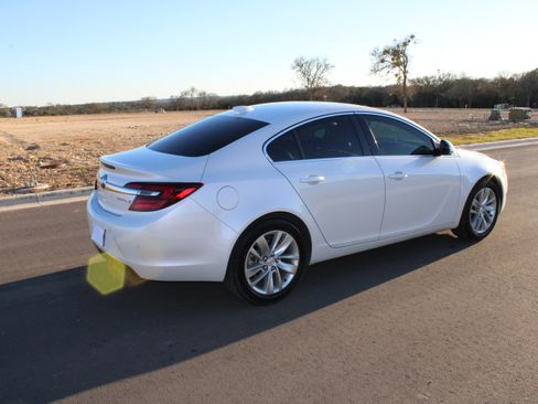 Used 2016 Buick Regal Premium w/ Driver Confidence Package #2 image 6