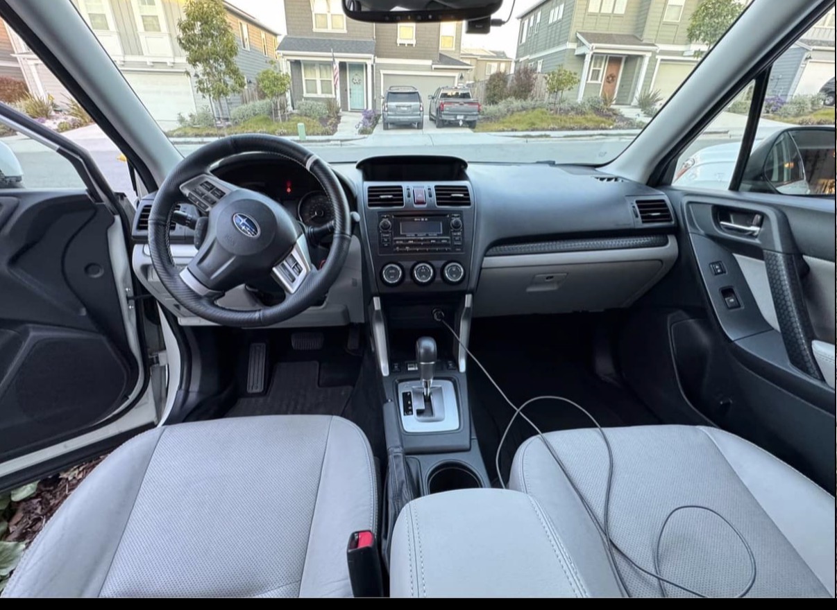 Used 2015 Subaru Forester 2.5i Limited w/ Popular Package #2 AWD/4WD image 11