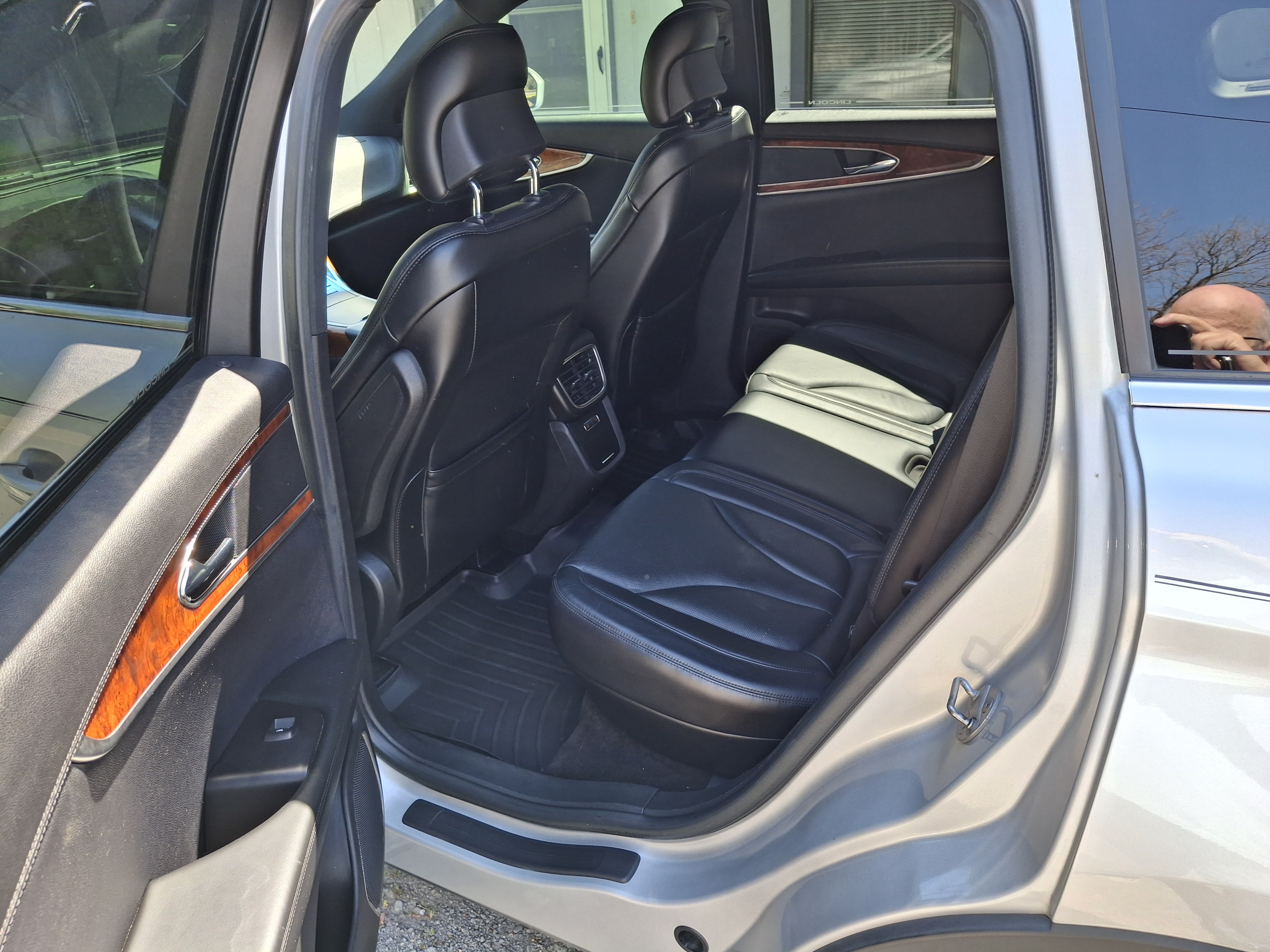 Used 2017 Lincoln MKX Reserve FWD image 5