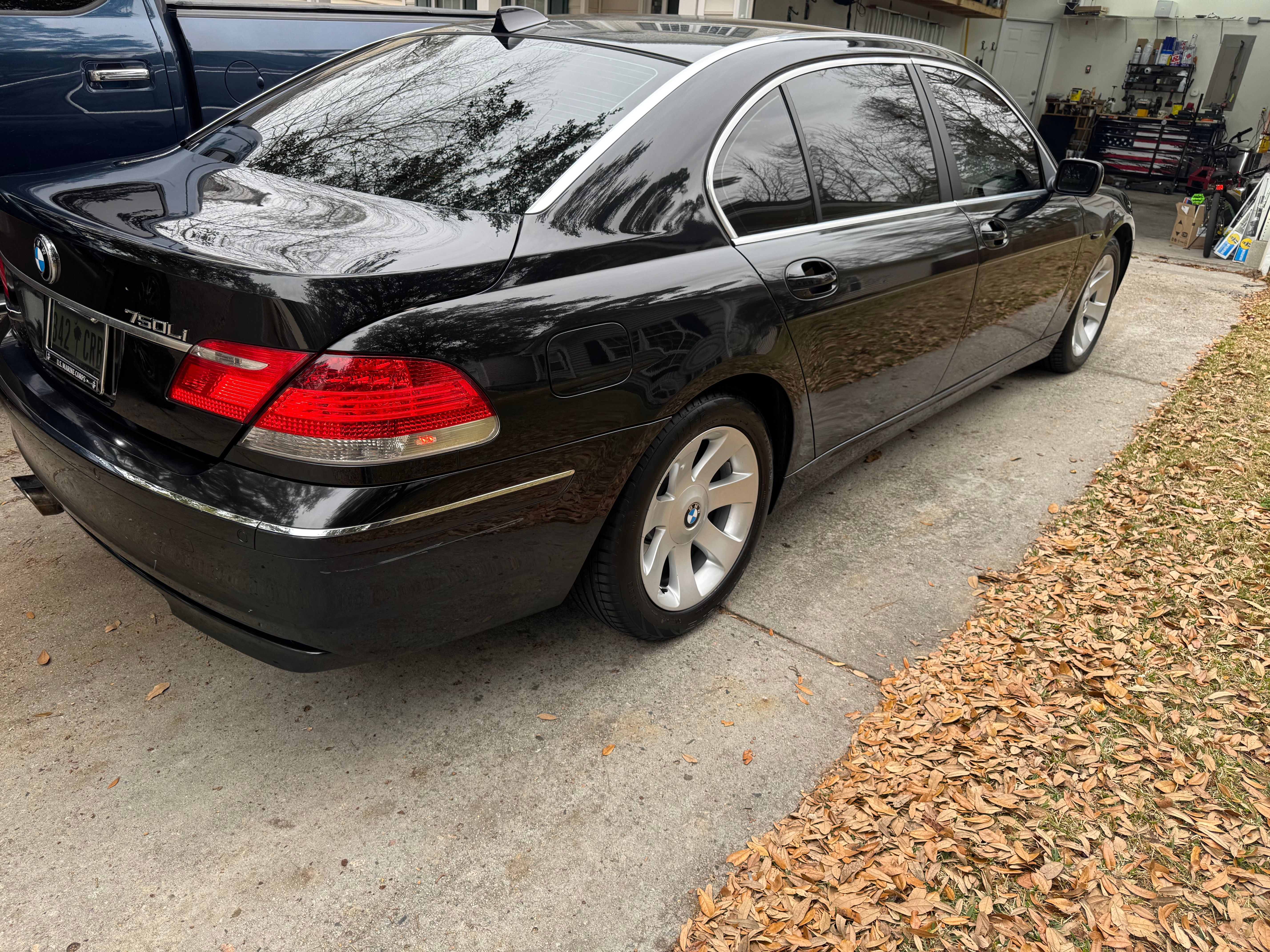 Used 2007 BMW 750Li RWD image 6
