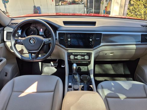 Used 2018 Volkswagen Atlas SEL w/ R-Line Package image 13