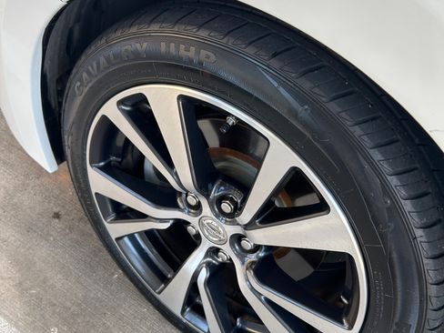 Used 2017 Nissan Maxima 3.5 SL FWD image 14